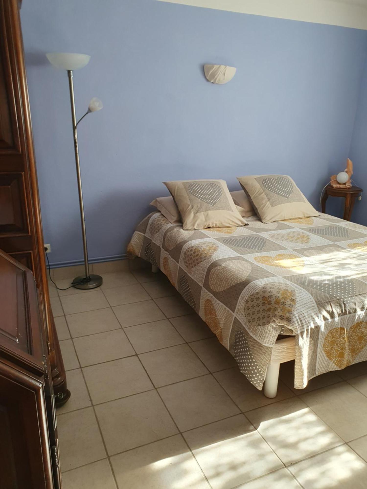 Appartement T2 Bas De Villa Avec Jardinet Au Calme Proche Mer La Seyne-sur-Mer Kültér fotó